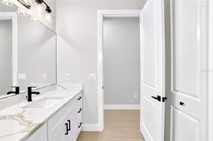 4004 Carver St, North Port, FL 34286 - Photo 11