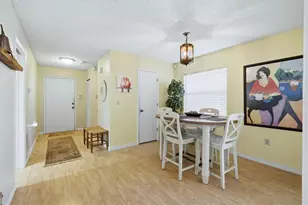 4173 Center Pointe Cir, Sarasota, FL 34233 - Photo 3