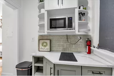 210 N 17th Street NW #37, Bradenton, FL 34205 - Photo 9