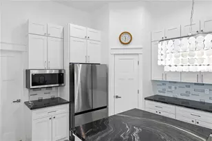 387 Venetia Ave, North Port, FL 34287 - Photo 11