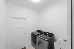 387 Venetia Ave, North Port, FL 34287 - Photo 27
