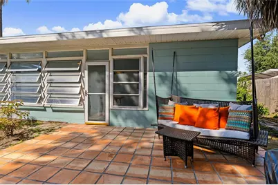 210 Briggs Court, Sarasota, FL 34237 - Photo 15