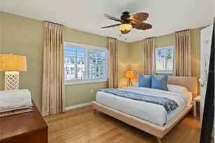 210 Briggs Ct, Sarasota, FL 34237 - Photo 5