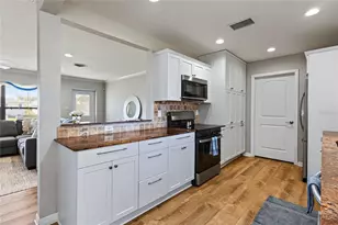 3013 Jennings Dr, Sarasota, FL 34239 - Photo 11