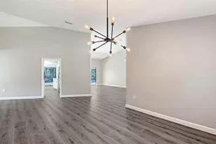 4409 Oak View Dr, Sarasota, FL 34232 - Photo 13