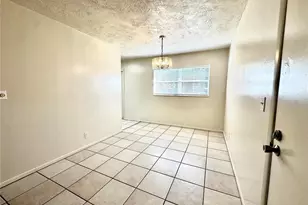 3110 8th St, Sarasota, FL 34237 - Photo 7