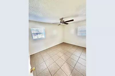 3110 8th Street, Sarasota, FL 34237 - Photo 15