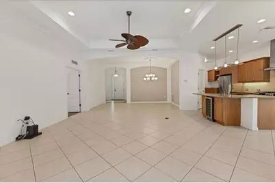 7236 Lismore Court, Lakewood Ranch, FL 34202 - Photo 3