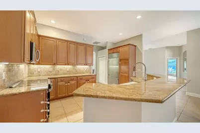 819 Golden Pond Court, Osprey, FL 34229 - Photo 11