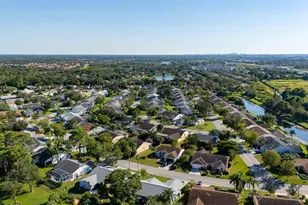 5809 Garden Lakes Majestic, Bradenton, FL 34203 - Photo 41