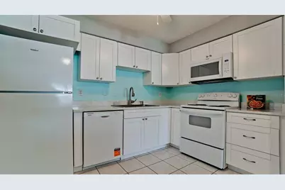 2205 24th Avenue W, Bradenton, FL 34205 - Photo 9
