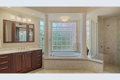 12614 Baypointe Terrace, Cortez, FL 34215 - Photo 31