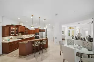 6914 Treymore Ct, Sarasota, FL 34243 - Photo 13