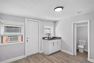 3717 16th St W, Bradenton, FL 34205 - Photo 25