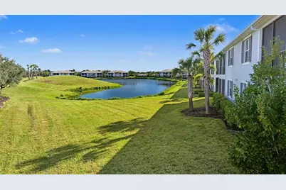 1017 Tidewater Shores Loop #1017, Bradenton, FL 34208 - Photo 3