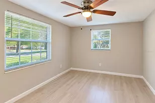 6631 Glades Way, Sarasota, FL 34231 - Photo 9