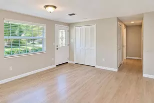 6631 Glades Way, Sarasota, FL 34231 - Photo 3