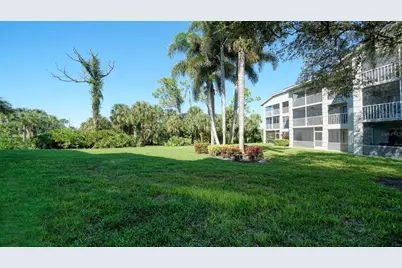 9330 Clubside Circle #3110, Sarasota, FL 34238 - Photo 17