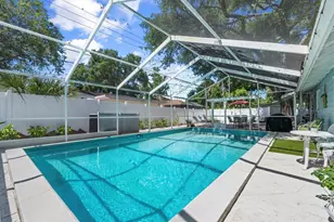 2706 Martin St, Sarasota, FL 34237 - Photo 25