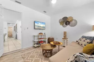2706 Martin St, Sarasota, FL 34237 - Photo 17