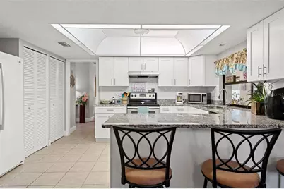 3004 Vivienda Drive, Bradenton, FL 34207 - Photo 11