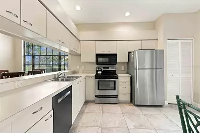 5480 Hampstead Heath #14, Sarasota, FL 34235 - Photo 5