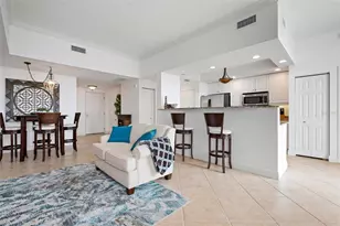 800 N Tamiami Trl, Sarasota, FL 34236 - Photo 3