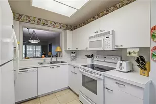 3950 Ironwood Cir, Bradenton, FL 34209 - Photo 15