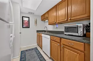 8931 Blind Pass Rd, Saint Pete Beach, FL 33706 - Photo 9