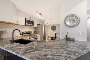 5655 Bentgrass Dr, Sarasota, FL 34235 - Photo 11