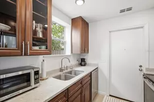 104 Chesapeake Ave, Tampa, FL 33606 - Photo 9