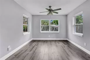 2211 21st St W, Bradenton, FL 34205 - Photo 21