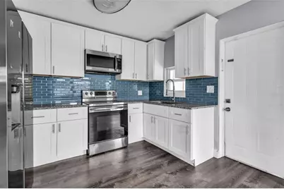2211 21st Street W, Bradenton, FL 34205 - Photo 11