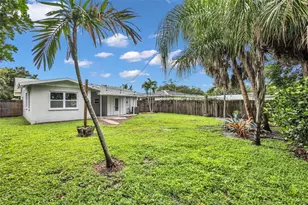 2211 21st St W, Bradenton, FL 34205 - Photo 15