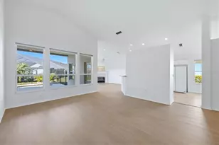 6998 Superior St Cir, Sarasota, FL 34243 - Photo 9