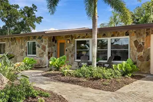 2630 Sunnybrook Dr, Sarasota, FL 34239 - Photo 5