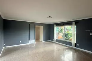 1729 Laramie St, Sarasota, FL 34231 - Photo 9