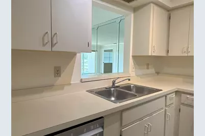 7050 Fairway Bend Lane #266, Sarasota, FL 34243 - Photo 7