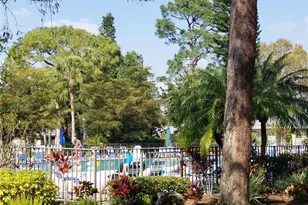 7050 Fairway Bend Ln, Sarasota, FL 34243 - Photo 29