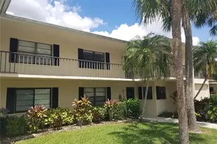 7050 Fairway Bend Ln, Sarasota, FL 34243 - Photo 1