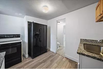 2922 Sample Loop, Tampa, FL 33619 - Photo 19