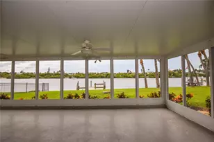 321 Bayshore Rd, Nokomis, FL 34275 - Photo 23