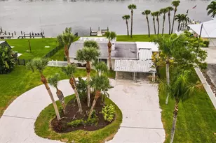 321 Bayshore Rd, Nokomis, FL 34275 - Photo 3