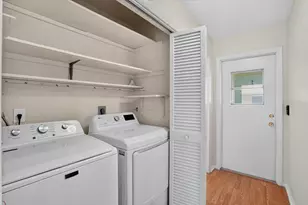 1340 Grand Blvd, Sarasota, FL 34232 - Photo 19