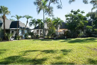 1230 Estremadura Drive, Bradenton, FL 34209 - Photo 15