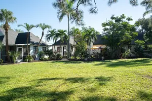 1230 Estremadura Dr, Bradenton, FL 34209 - Photo 15