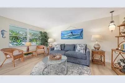 210 66th Street, Holmes Beach, FL 34217 - Photo 9