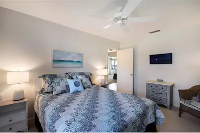 3327 S Lockwood Ridge Road, Sarasota, FL 34239 - Photo 25