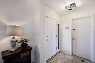 3327 S Lockwood Ridge Road, Sarasota, FL 34239 - Photo 13