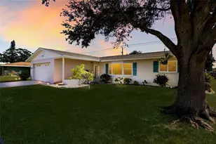 3327 S Lockwood Ridge Rd, Sarasota, FL 34239 - Photo 1